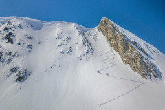 Ski de randonnée à Gourette (vue aérienne)//Ski touring in Gourette (aerial view)
