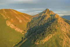 Le sommet du Behorleguy (vue aérienne)//The summit of Behorleguy (aerial view)