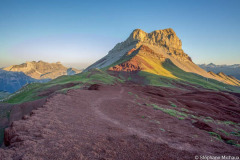 Castillo d'Acher au lever de soleil//Castillo d'Acher at sunrise