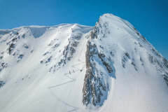 Ski de randonnée à Gourette (vue aérienne)//Ski touring in Gourette (aerial view)